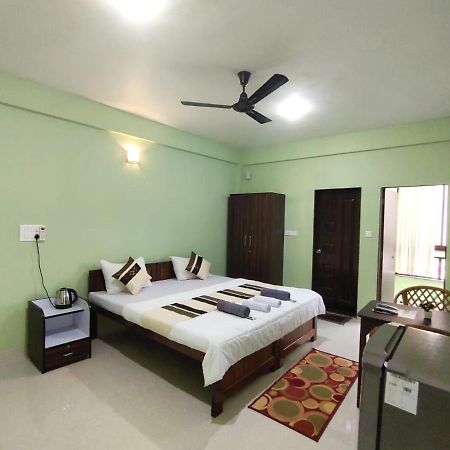 The Narrow Way Edward Guest House Candolim Εξωτερικό φωτογραφία